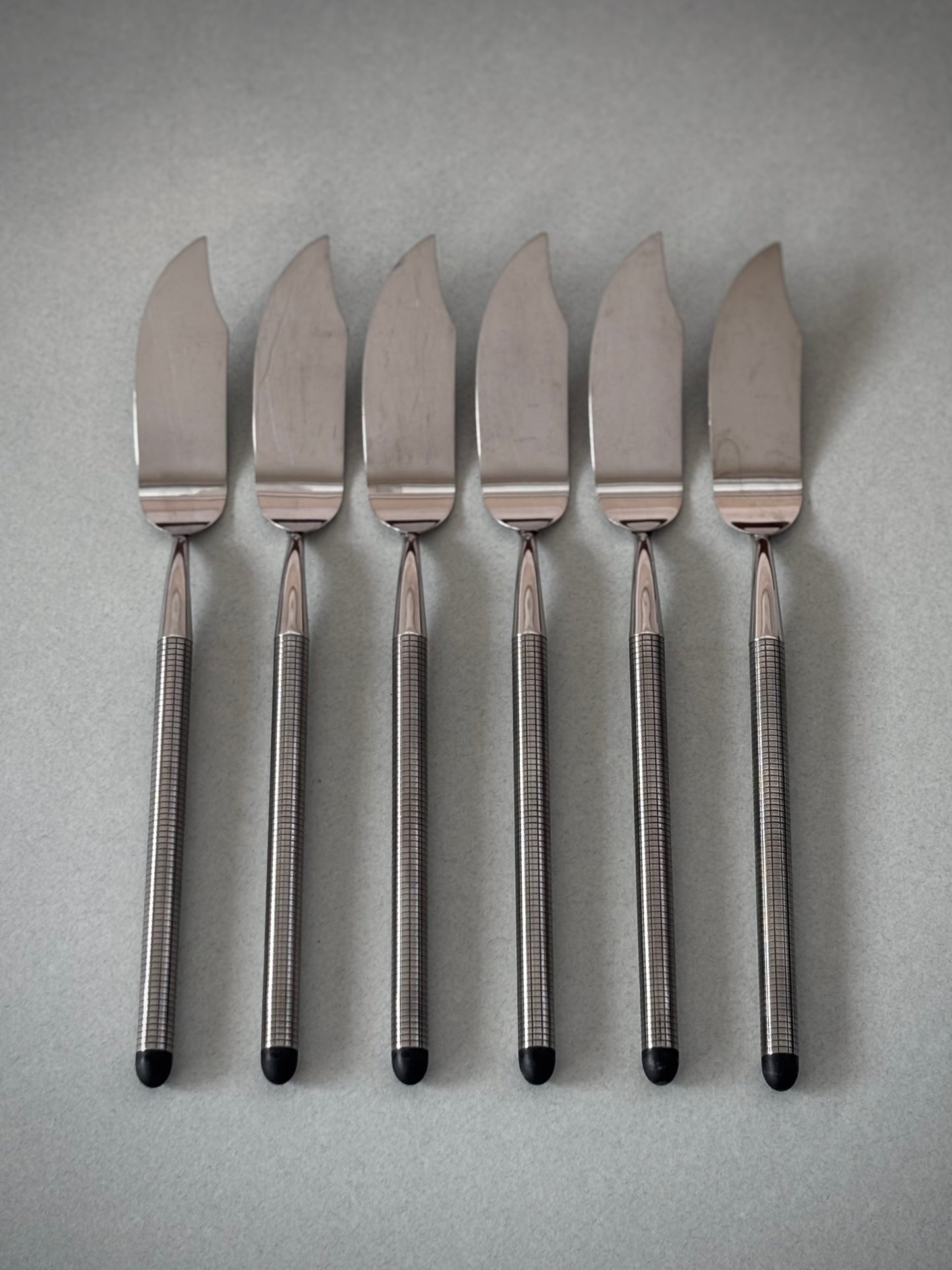 Petit Point Fish Cutlery Set 12pc - Bertil Vallien Gense Sweden