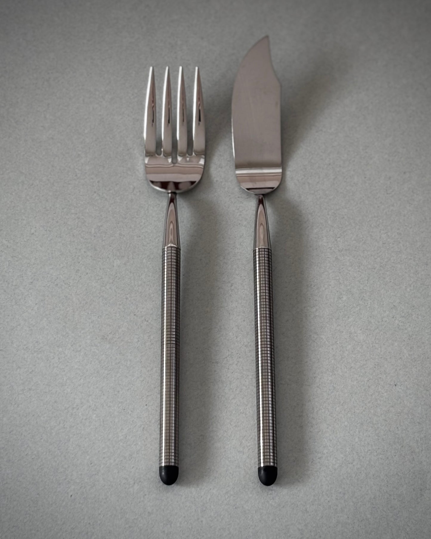 Petit Point Fish Cutlery Set 12pc - Bertil Vallien Gense Sweden