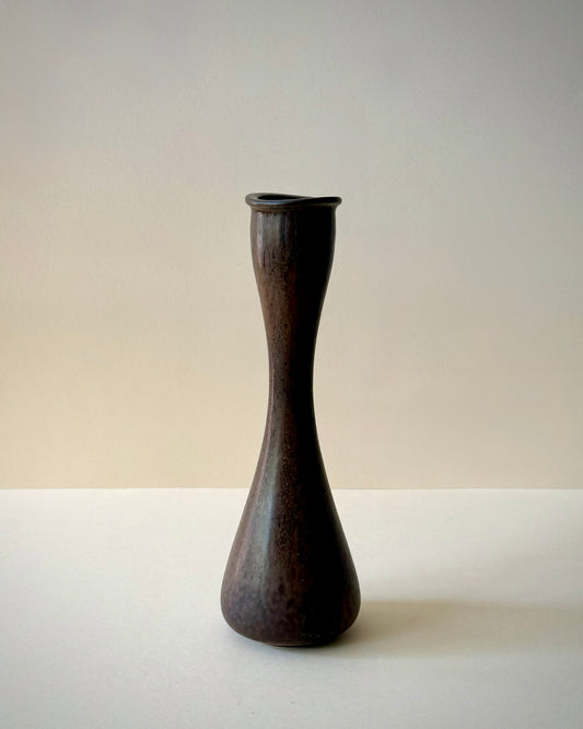 Rörstrand AUG matte stoneware vase by Gunnar Nylund, front view