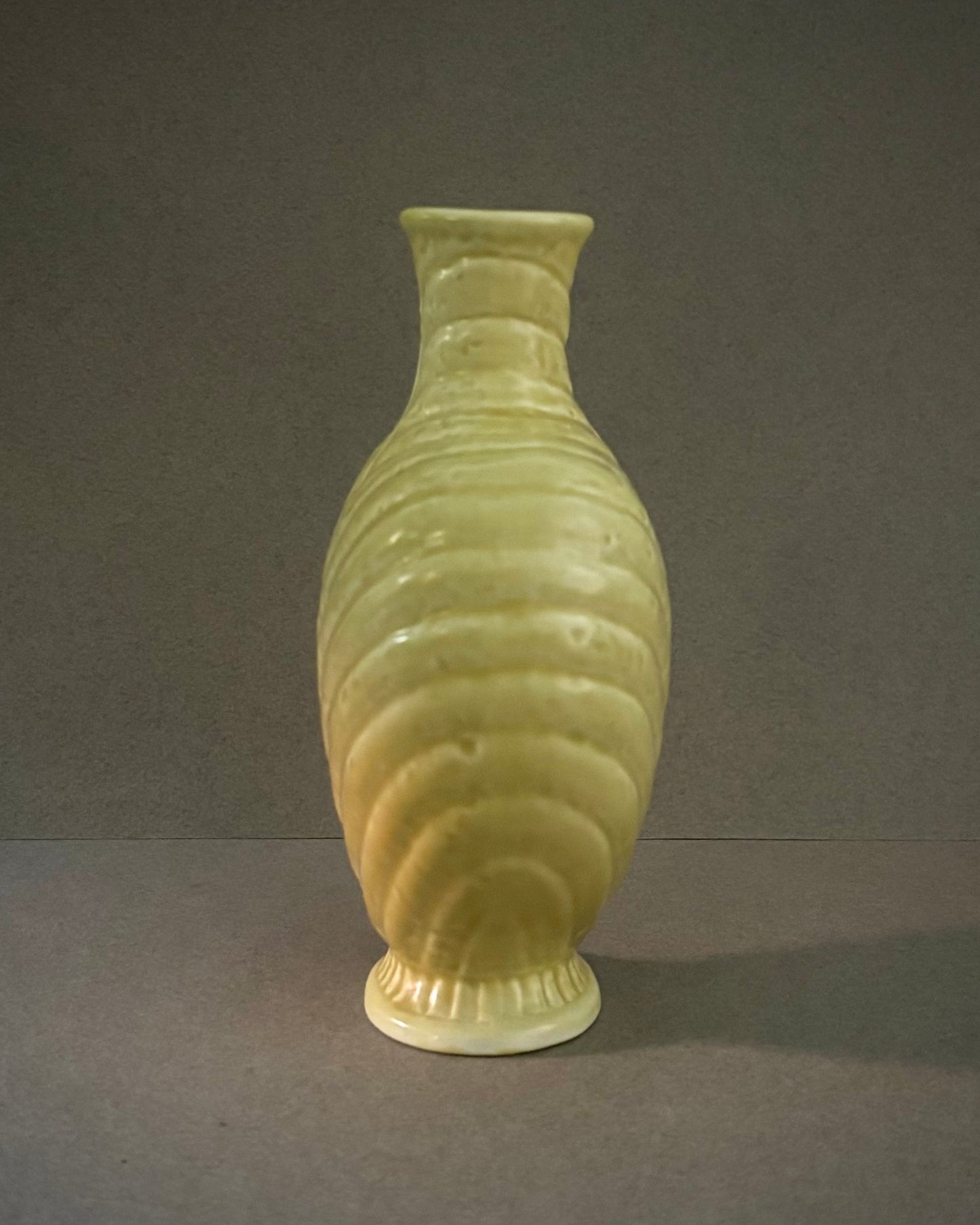 Vase Gula Serien – Gunnar Nylund for Rörstrand, Sweden