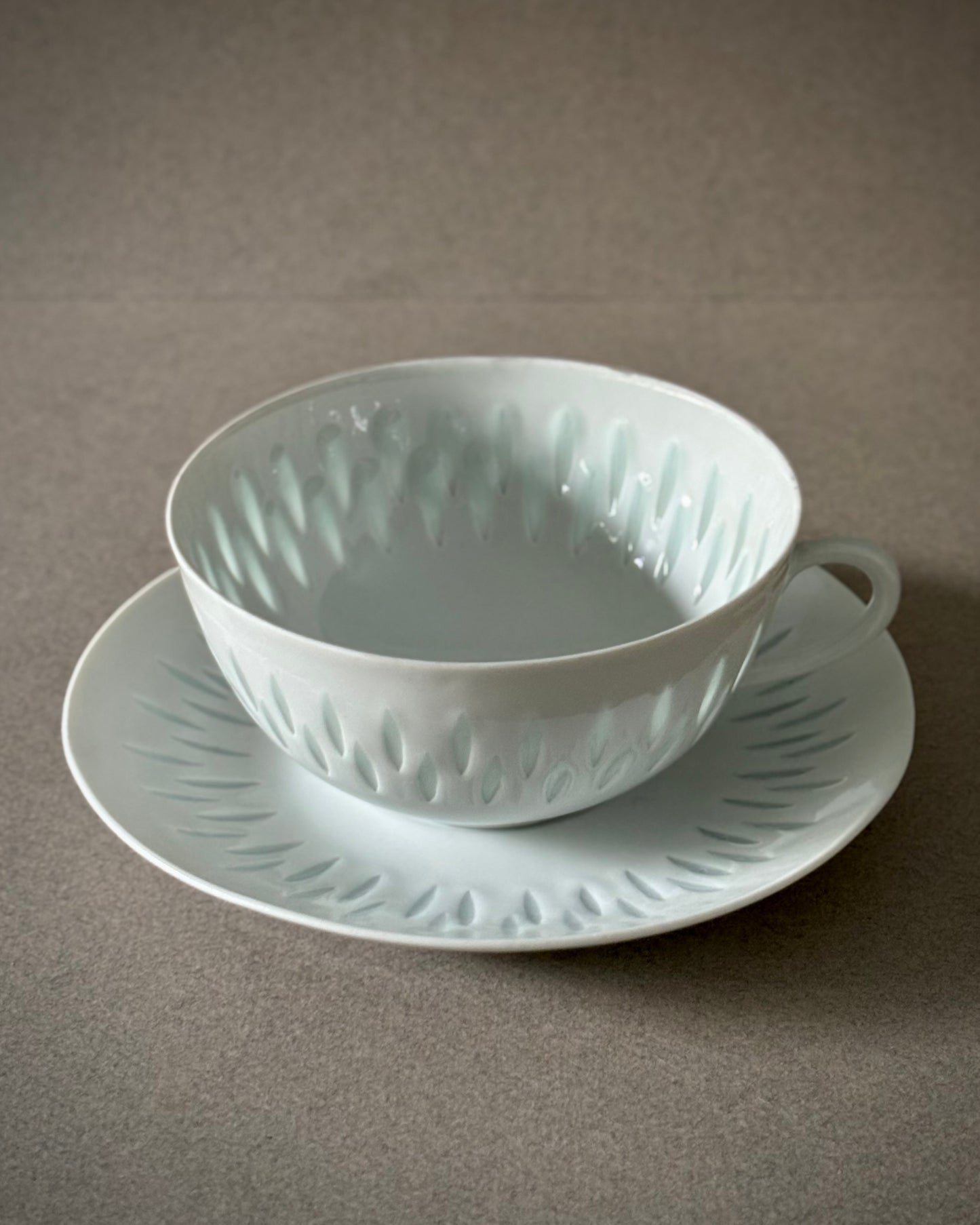 Service à thé en porcelaine de riz – Friedl Holzer Kjellberg pour Arabia Finlande