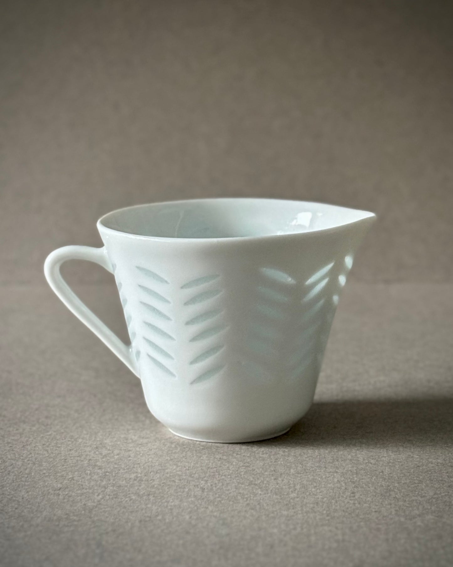 Service à thé en porcelaine de riz – Friedl Holzer Kjellberg pour Arabia Finlande