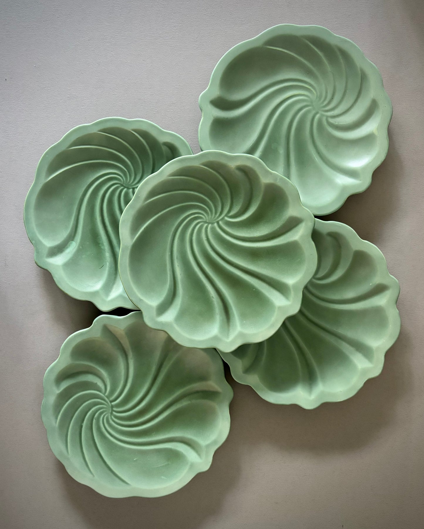 Celadon Swirl Dish Set - Arthur Percy - Gefle Sweden