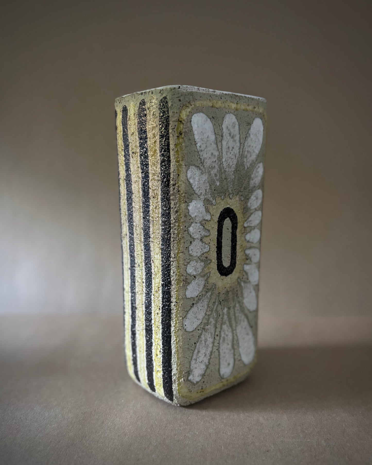 Angelina Vase 24.5cm Mari Simmulson Upsala Ekeby Sweden 1960s