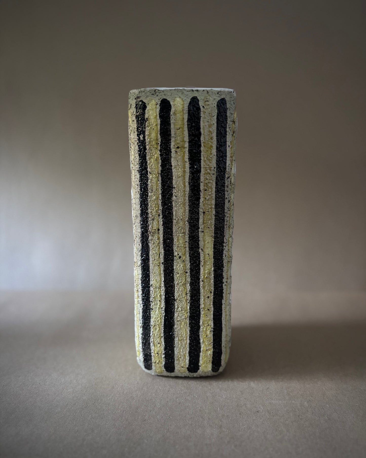 Angelina Vase 24.5cm Mari Simmulson Upsala Ekeby Sweden 1960s