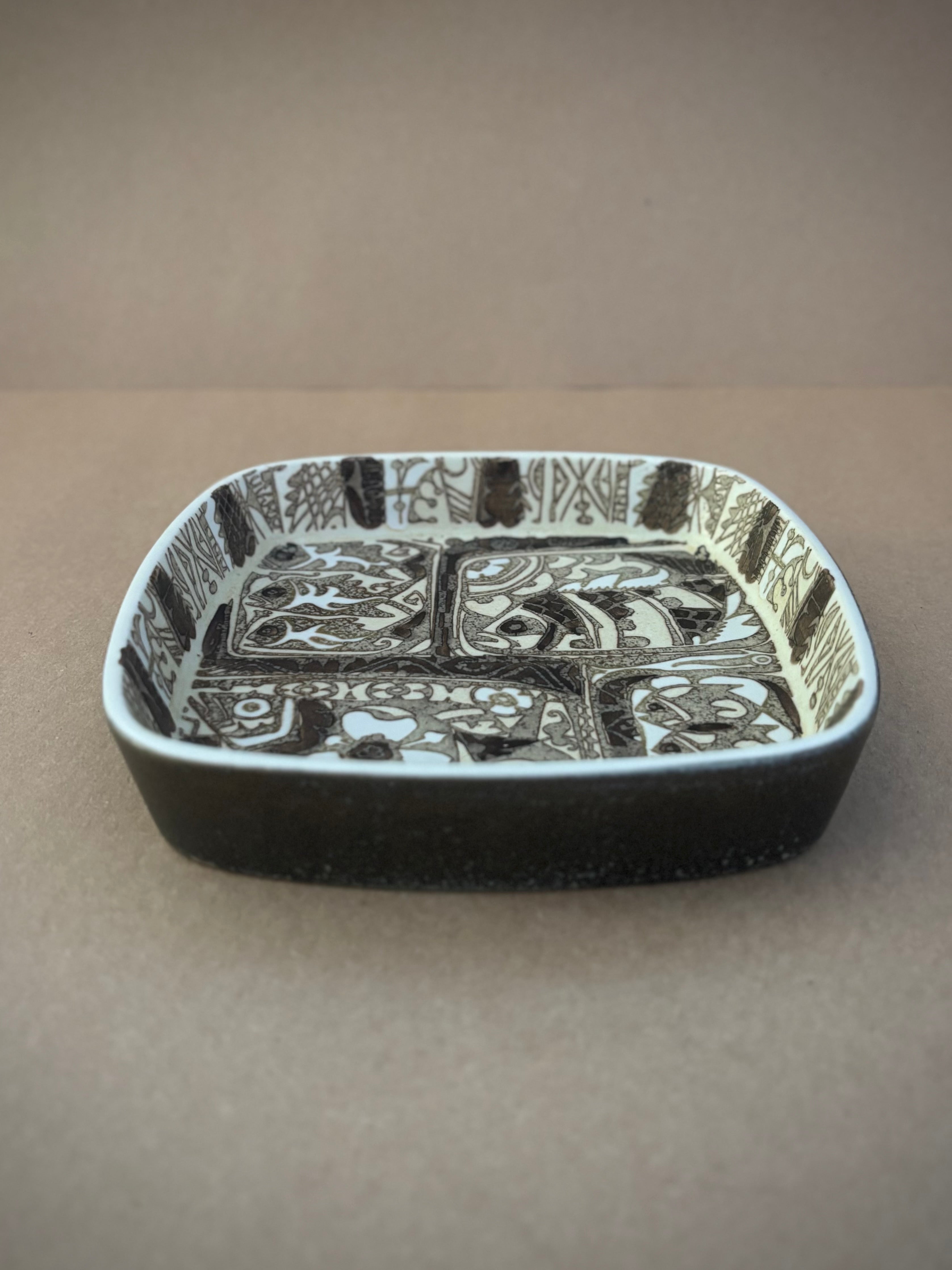 Baca Dish Nils Thorsson Royal Copenhagen Fajans Denmark 1964