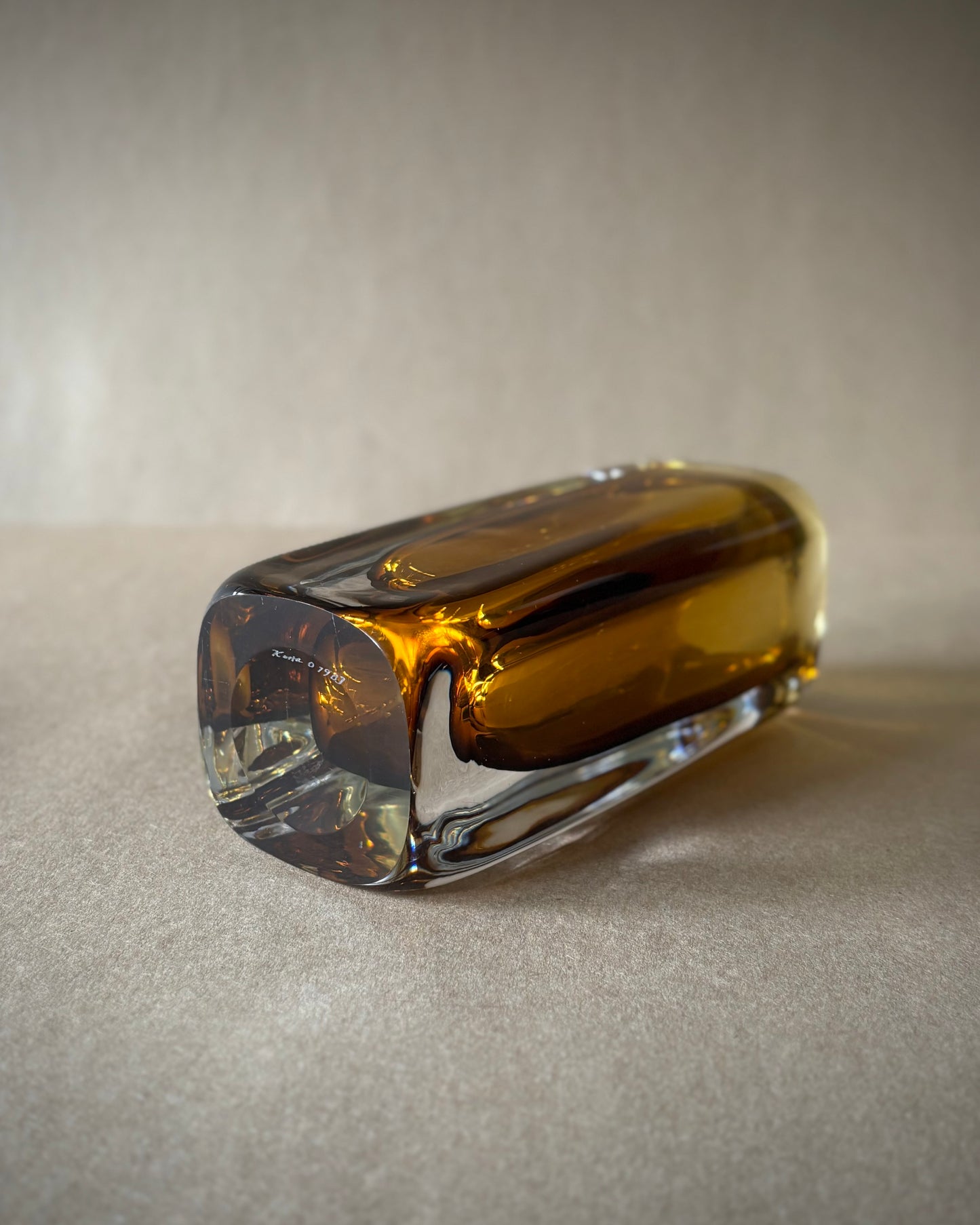 Vicke Lindstrand Kosta LH 1897 Sommerso Vase Amber Sweden 1960s