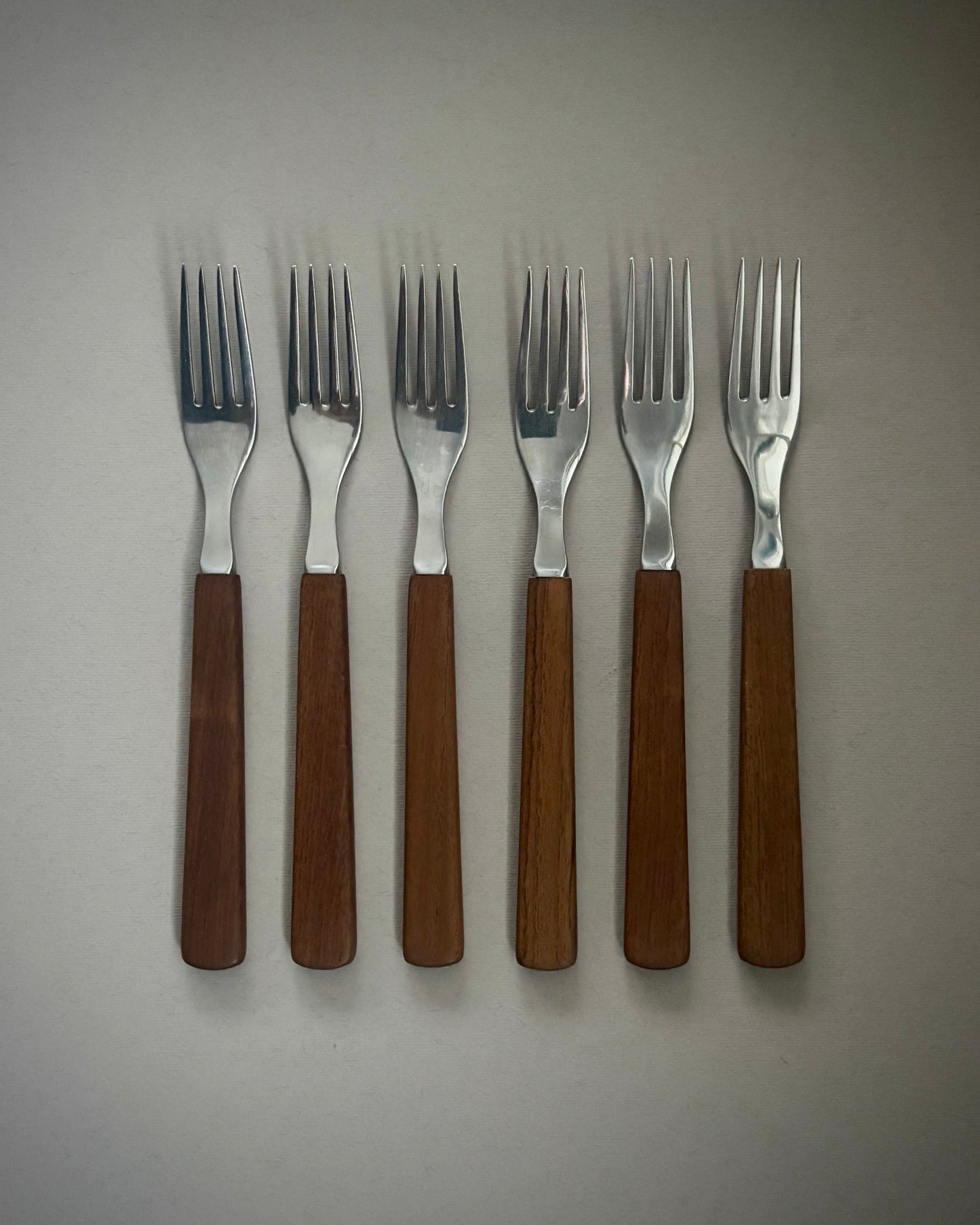 Service de couverts en teck SES Helle – Norvège (1968-1975)