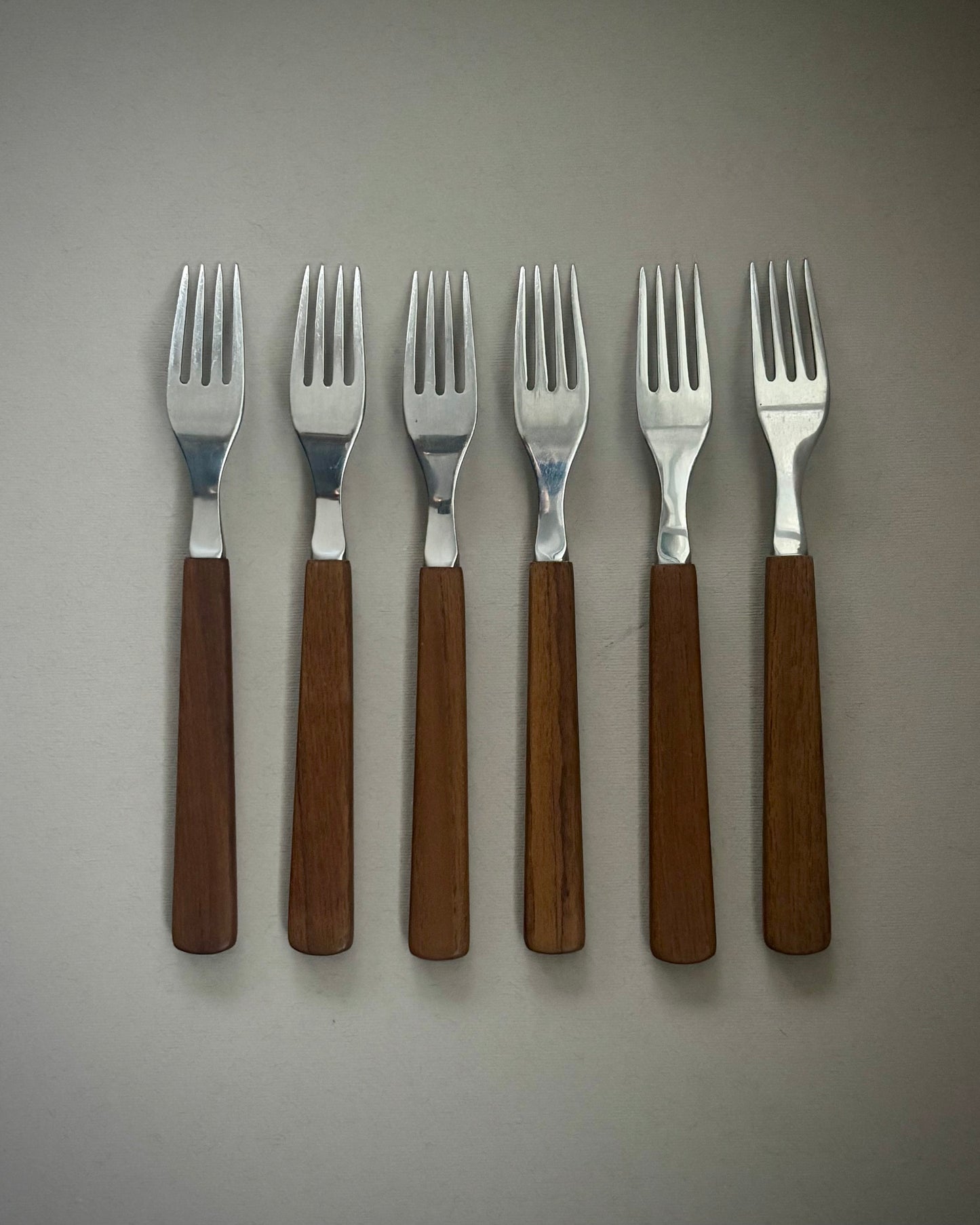 Service de couverts en teck SES Helle – Norvège (1968-1975)