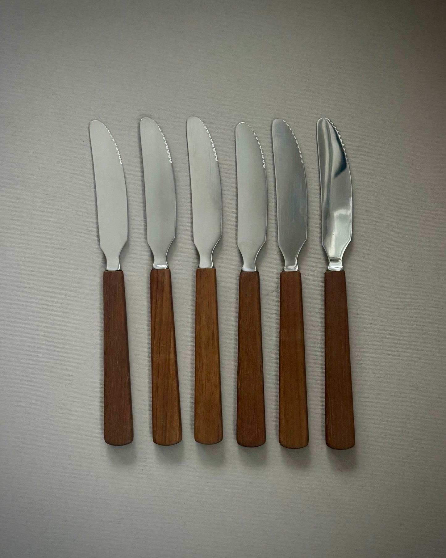 Service de couverts en teck SES Helle – Norvège (1968-1975)